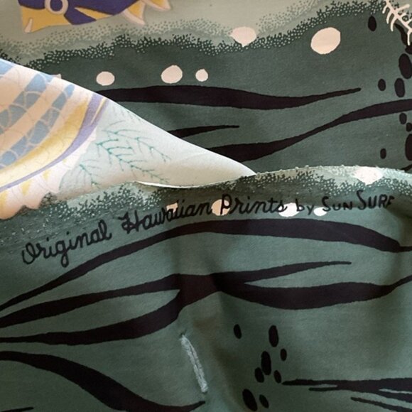 Sun Surf Japan Original Hawaiian Prints Green Yellow Fish Shirt Size Small S - Picture 6 of 9